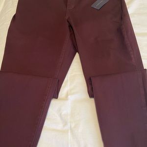 NYDJ JEANS in brandy win size 18W.brand new. Rich maroon color.ALINA leg…